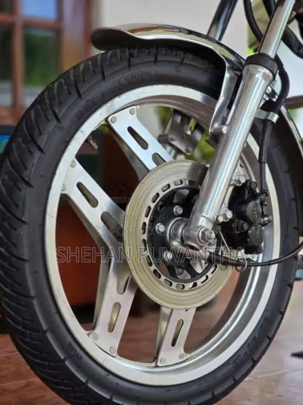 Honda LA Custom 2002 Motorbike (Used)