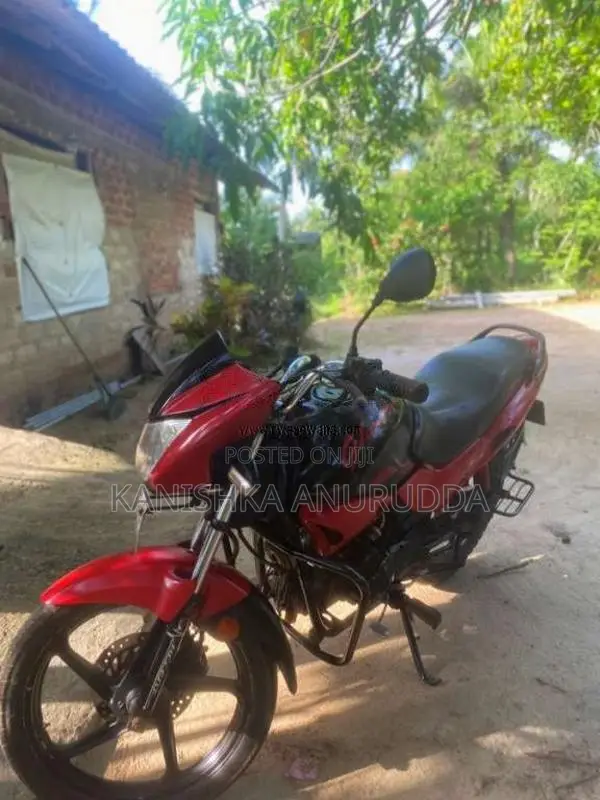 Hero-Honda Glamour 2011 Motorbike (Used)
