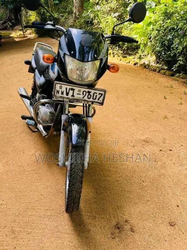 Bajaj CT-100 2010 Motorbike (Used)