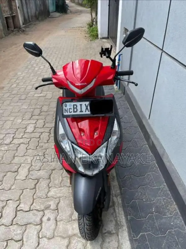 Honda Dio 2019 Motorbike (Used)