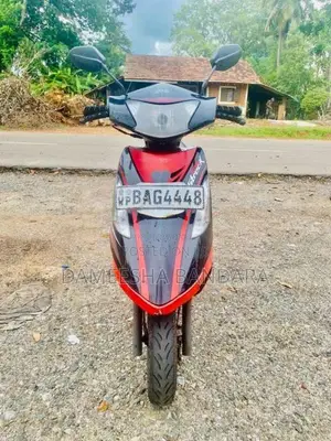TVS Scooty Streak 2013 Motorbike (Used)
