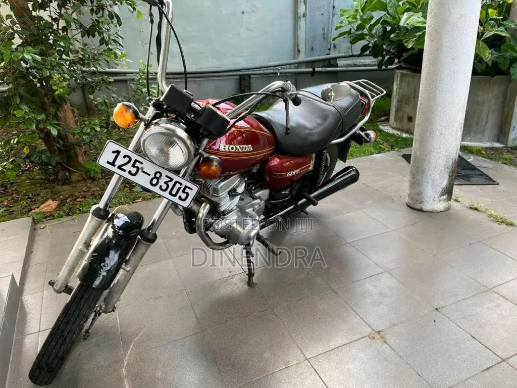 Honda CM 125 1999 Motorbike (Used)