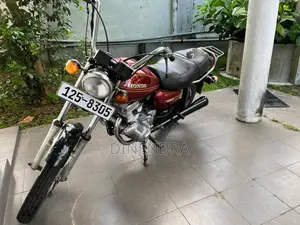 Honda CM 125 1999 Motorbike (Used)