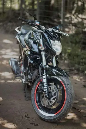 Yamaha FZ Version 2.0 2016 Motorbike (Used)