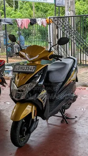 Honda Dio 2019 Motorbike (Used)