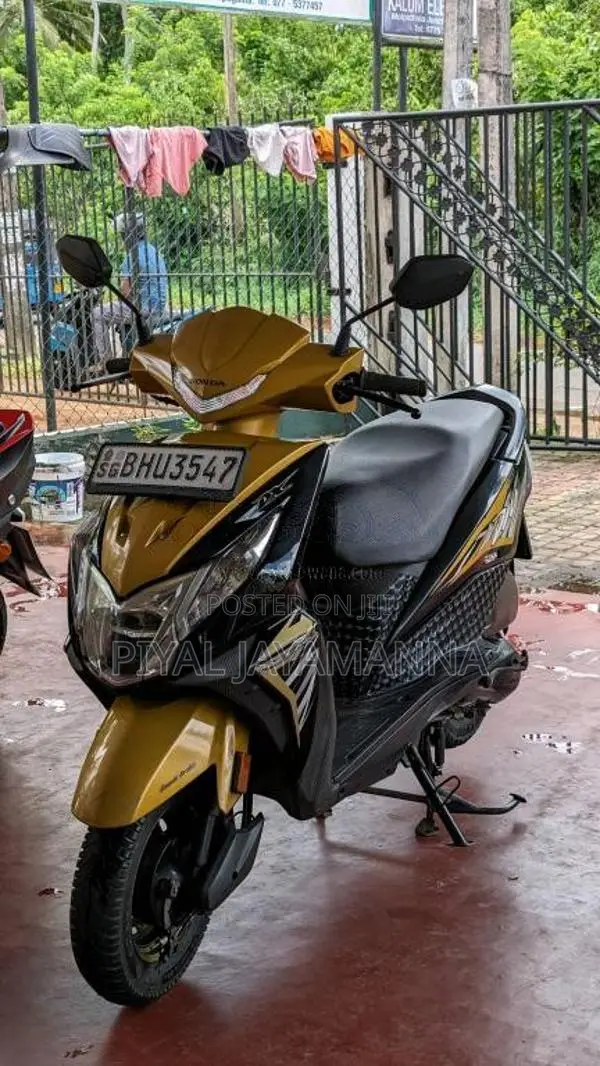 Honda Dio 2019 Motorbike (Used)