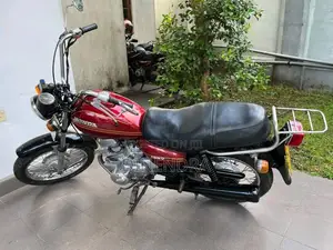 Honda CM 125 1999 Motorbike (Used)