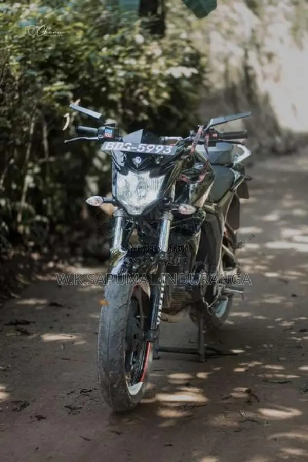 Yamaha FZ Version 2.0 2016 Motorbike (Used)
