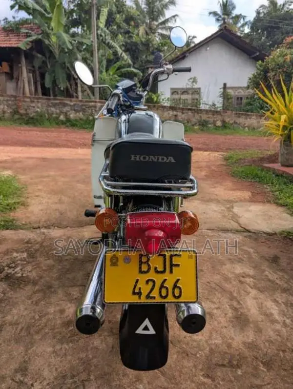 Honda CD 125 Benly 2024 Motorbike (Used)
