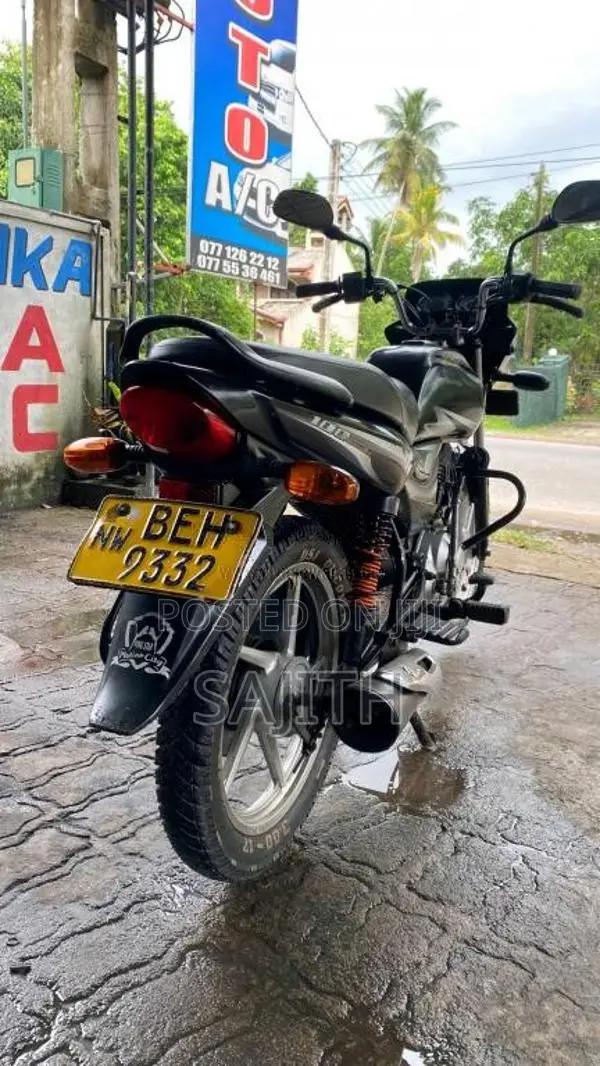 Bajaj PLATINA 2016 Motorbike (Used)