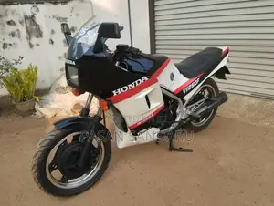Honda VT250F 1988 Motorbike (Used)