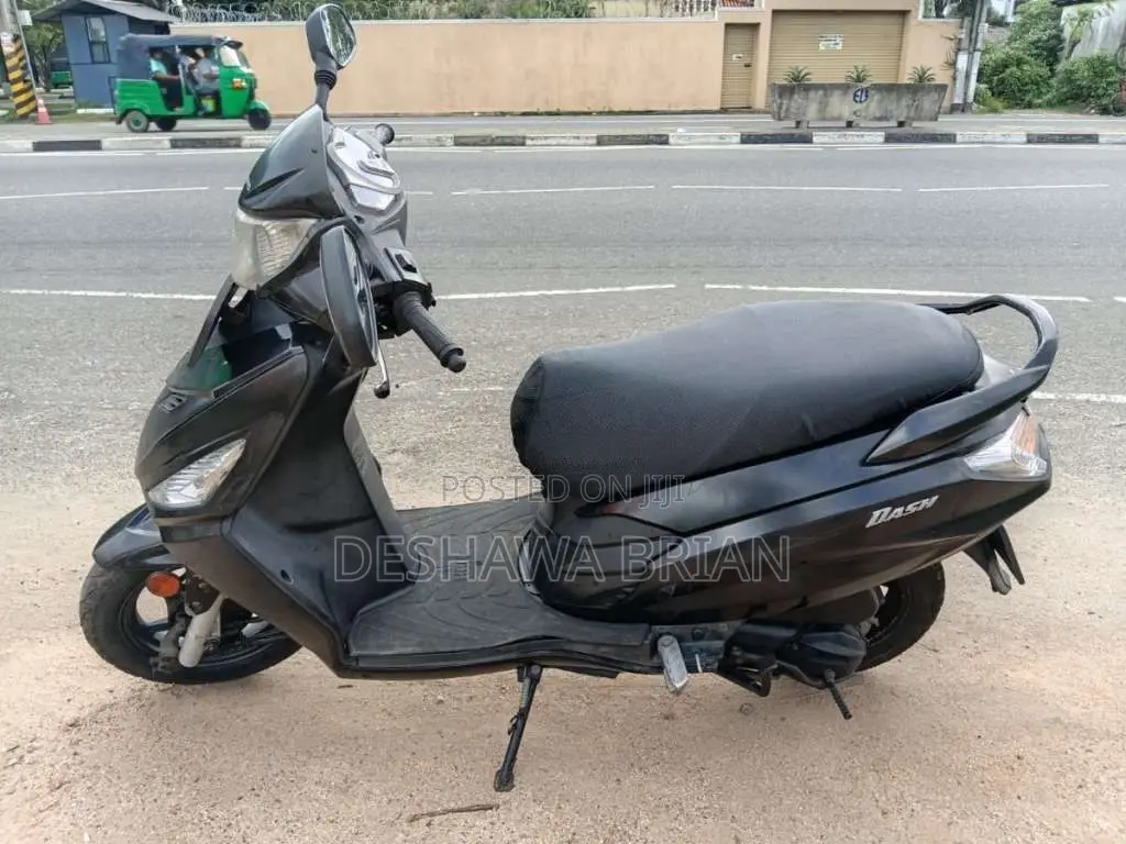 Hero Dash 2017 Motorbike (Used)