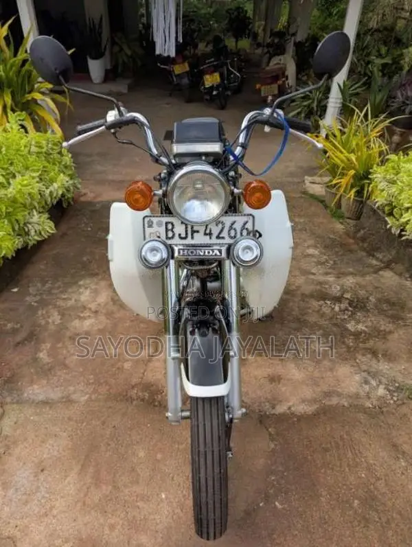 Honda CD 125 Benly 2024 Motorbike (Used)