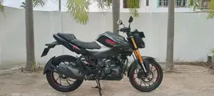 Hero Hunk 160r 2026 Motorbike (Used)