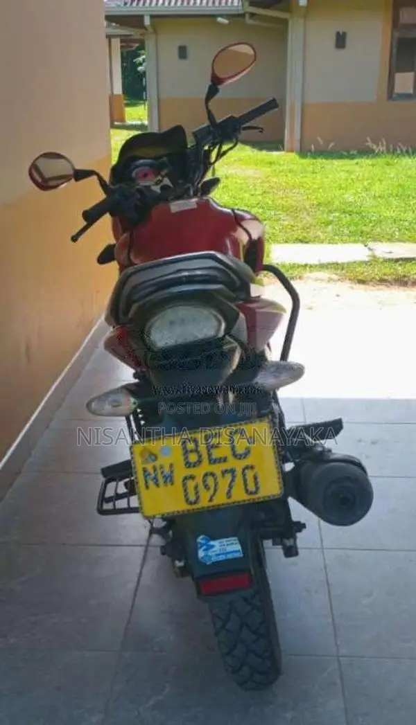 Hero-Honda Hunk 2017 Motorbike (Used)
