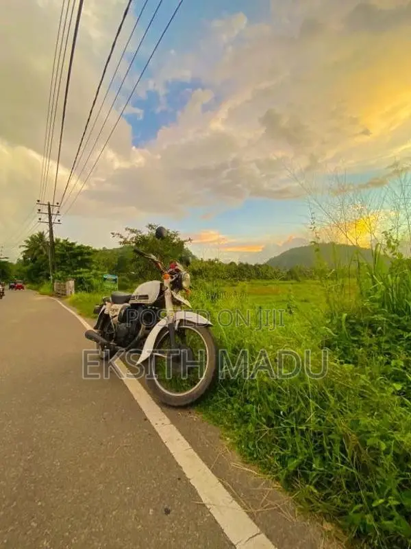Honda CD125 1997 Motorbike (Used)