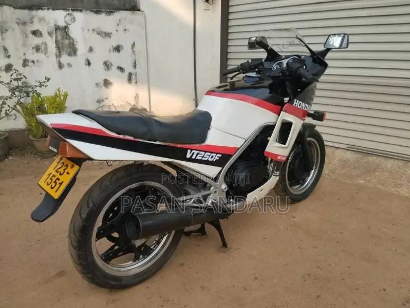 Honda VT250F 1988 Motorbike (Used)