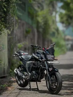 Yamaha FZ 2016 Motorbike (Used)