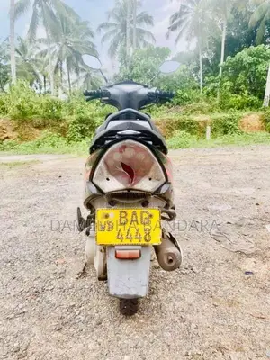 TVS Scooty Streak 2013 Motorbike (Used)