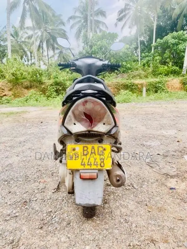 TVS Scooty Streak 2013 Motorbike (Used)