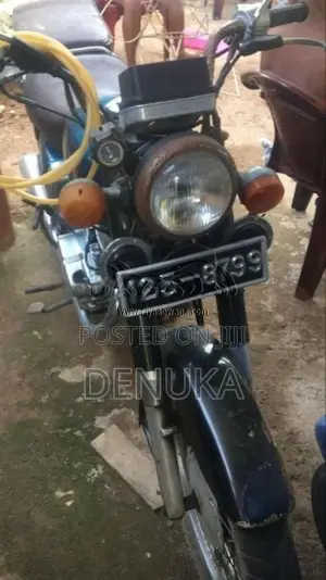 Honda CD125 1999 Motorbike (Used)
