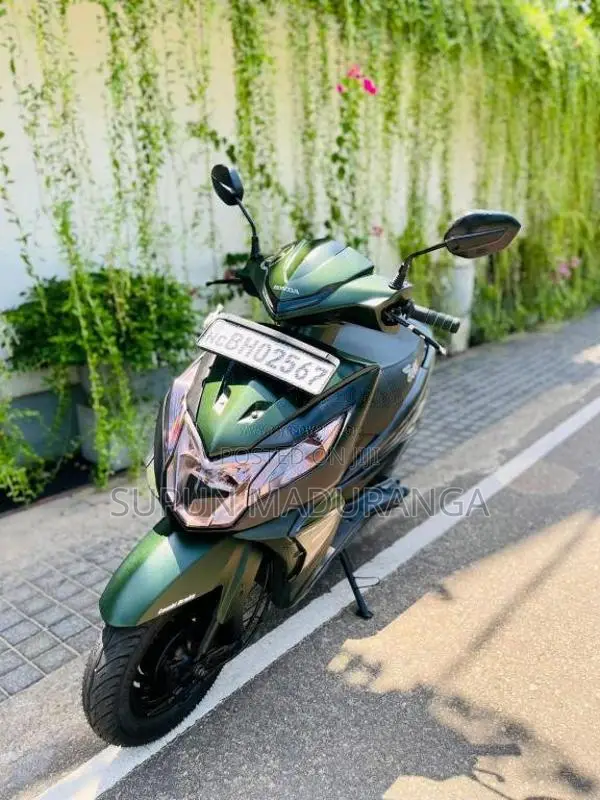 Honda Dio 2019 Motorbike (Used)