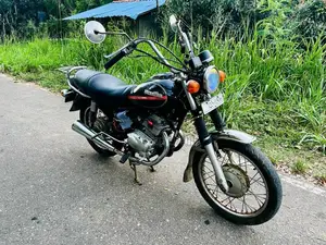 Honda CM 125 1998 Motorbike (Used)