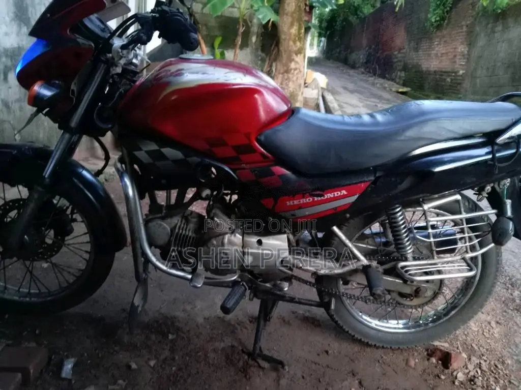 Hero-Honda Glamour 2006 Motorbike (Used)