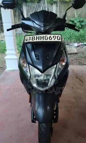 Honda Dio 2019 motorcycle (Used)