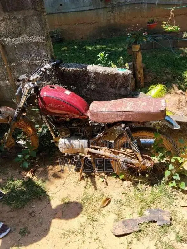 Honda Cg 125 1990 Motorbike (Used)
