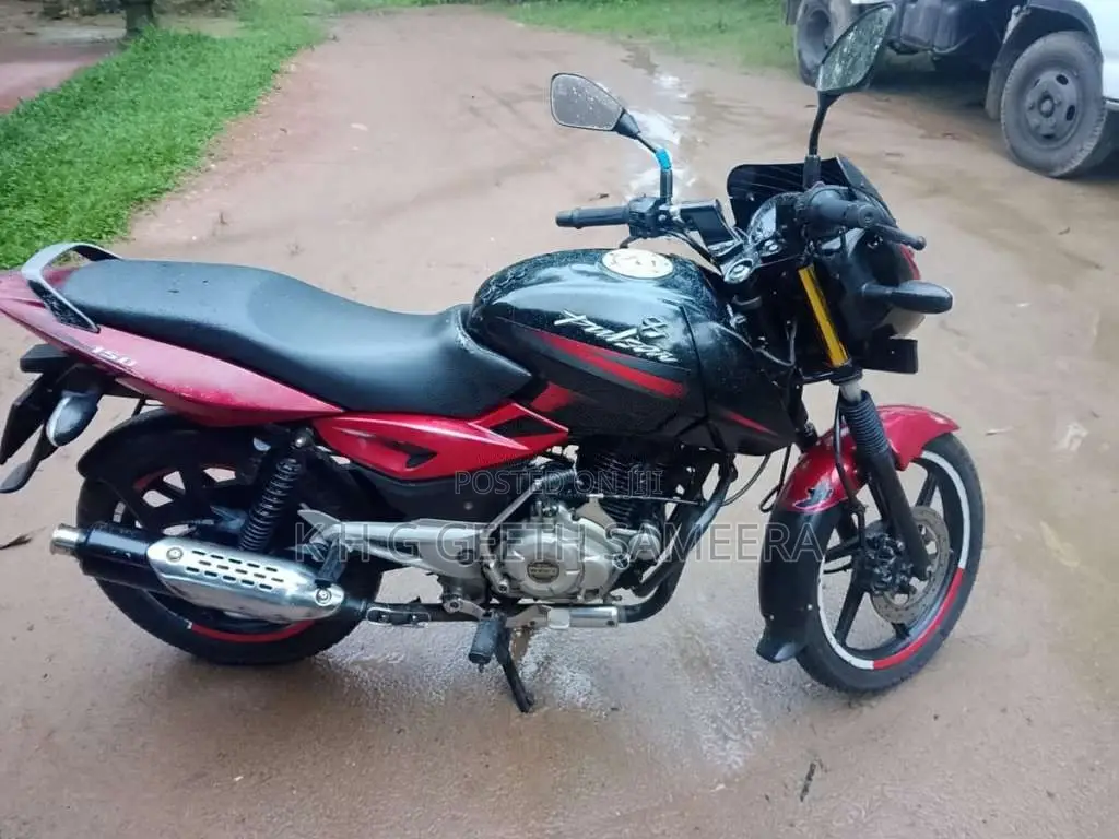 Bajaj Pulsar 2016 Motorbike (Used)