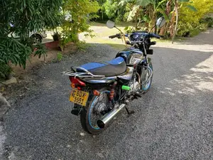 Bajaj CT-100 2016 Motorbike (Used)