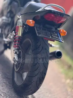 Honda Cb 400 2014 Motorbike (Used)