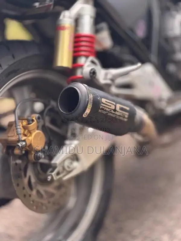 Honda Cb 400 2014 Motorbike (Used)