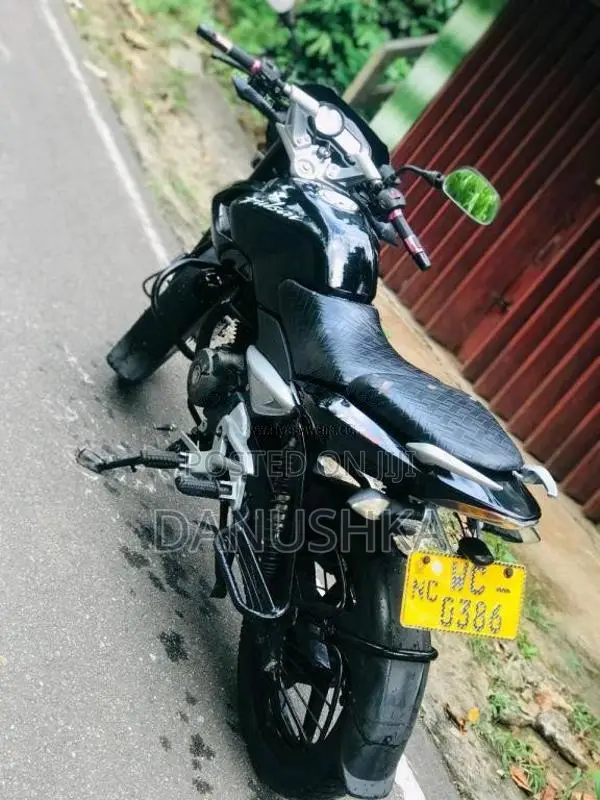 Bajaj Pulsar 135 2010 Motorbike (Used)