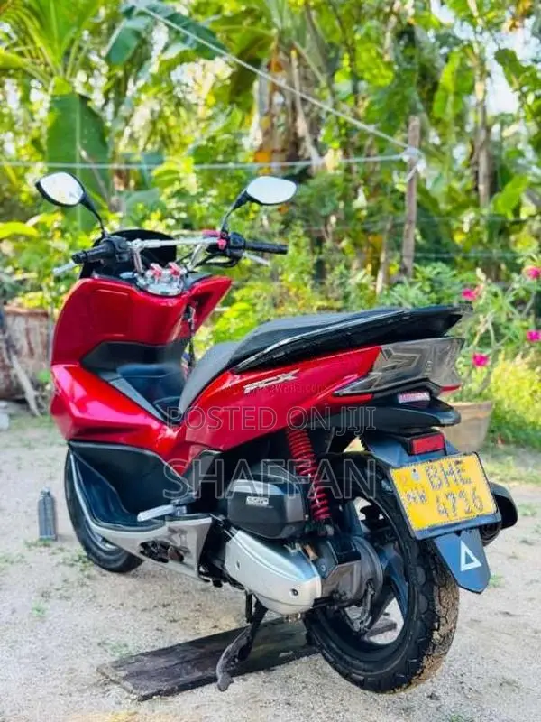 Honda Pcx 2017 Motorbike (Used)
