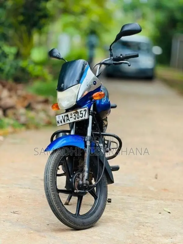 Bajaj Platina 2009 Motorbike (Used)
