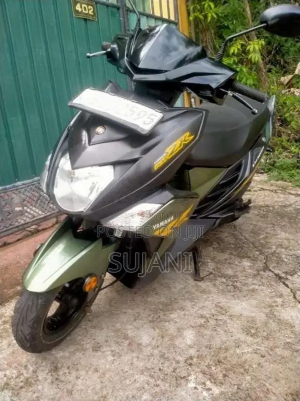Yamaha ZR 2017 Motorbike (Used)