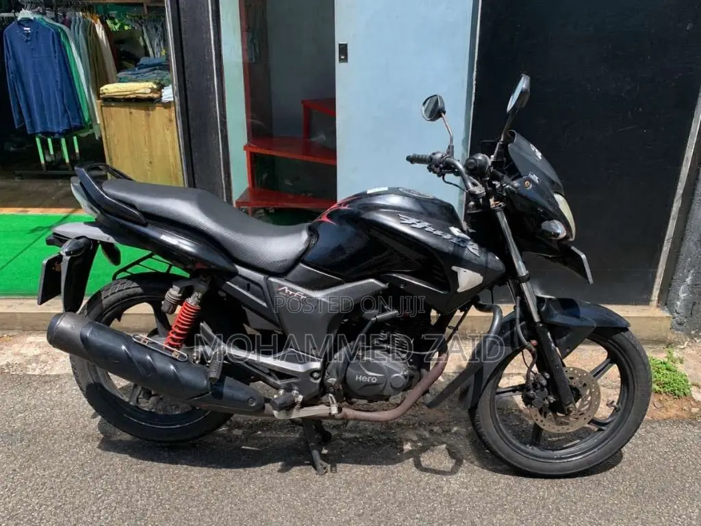 Hero-Honda Hunk 2012 Motorbike (Used)