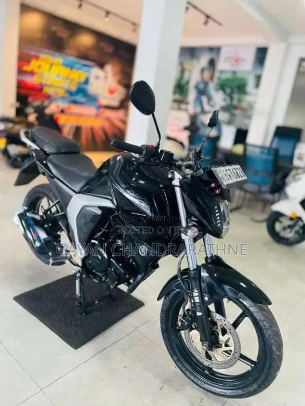 Yamaha Fz Version 2.0 2017 Motorbike (Used)