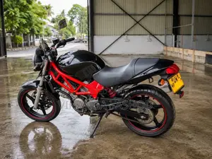 Honda VTR 250 2004 Motorbike (Used)