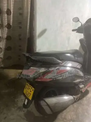Hero Dash 2017 Motorbike (Used)