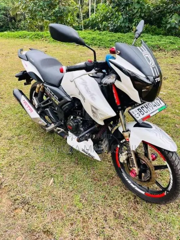 TVS Apache 2015 motorcycle (Used)