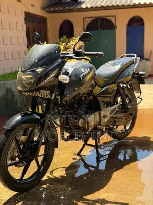 Bajaj Pulsar 150 2015 Motorbike (Used)