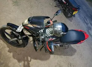 Hero CBZ 2010 Motorbike (Used)