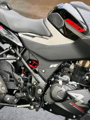 Hero Hunk 160R 2026 Motorbike (Used)