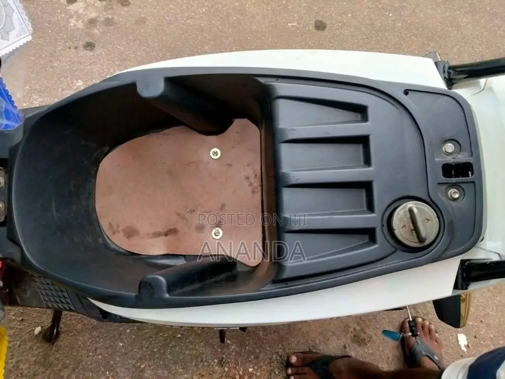 Dyno SCOOBY 125 2023 Motorbike (Used)