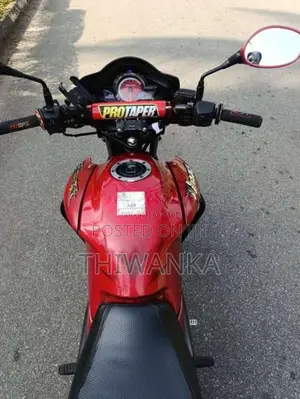Hero Hunk 2017 Motorbike (Used)