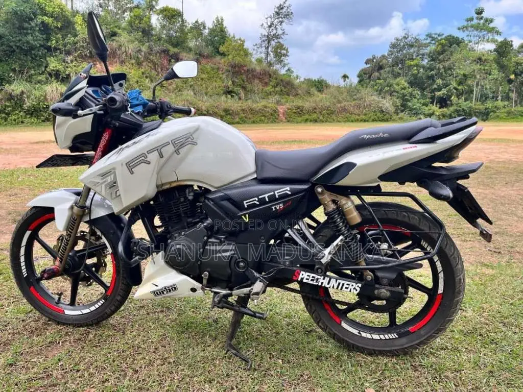 TVS Apache 2015 motorcycle (Used)