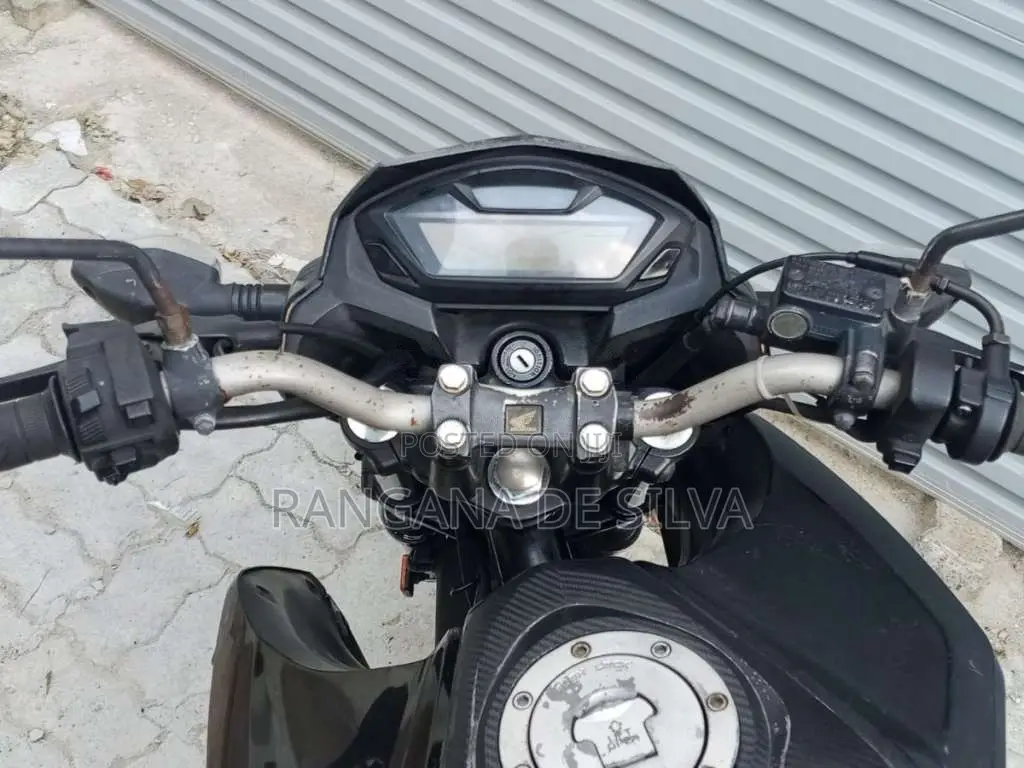 Honda CB Hornet 2017 Motorbike (Used)